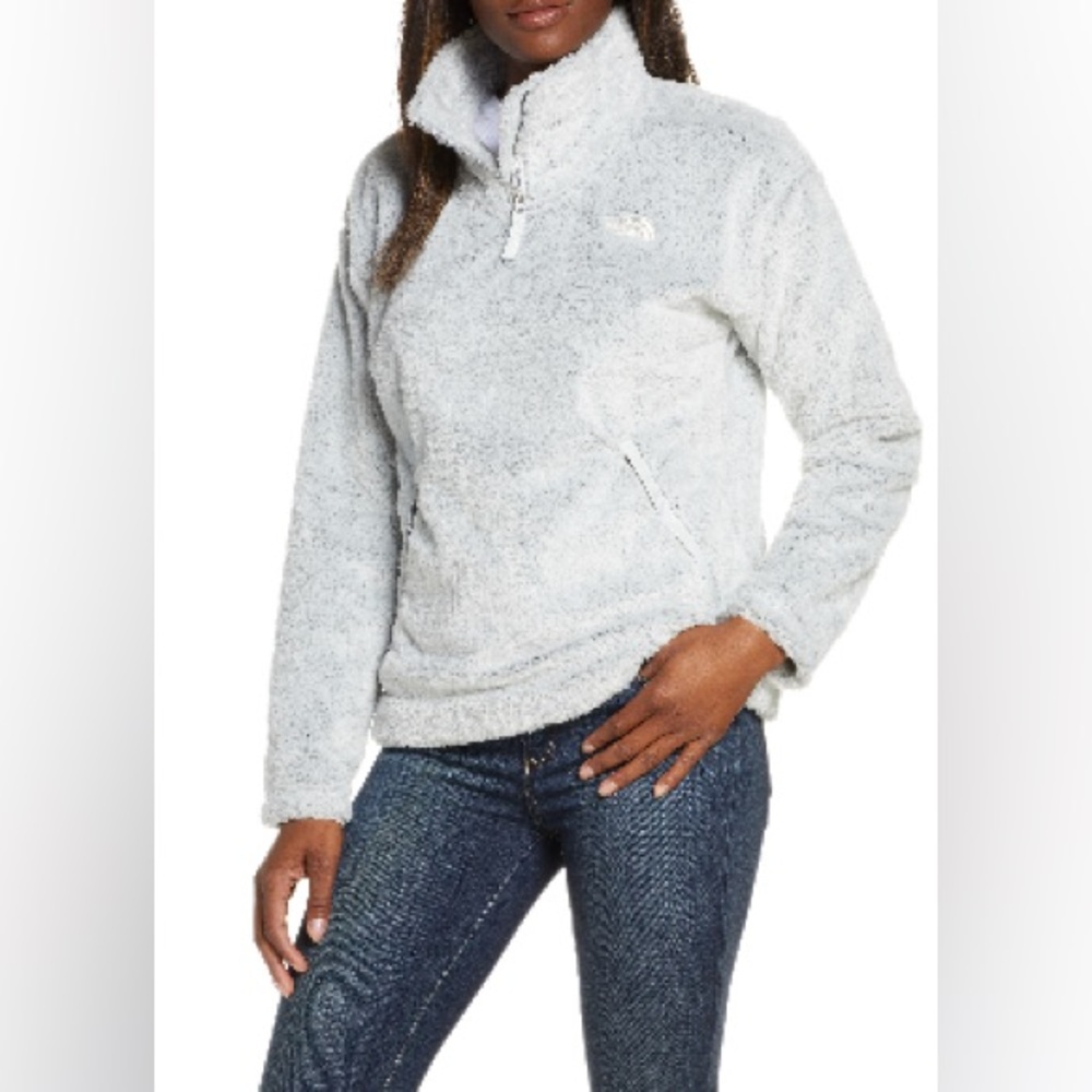 The North Face Furry Fleece Pullover SIZE SMALL